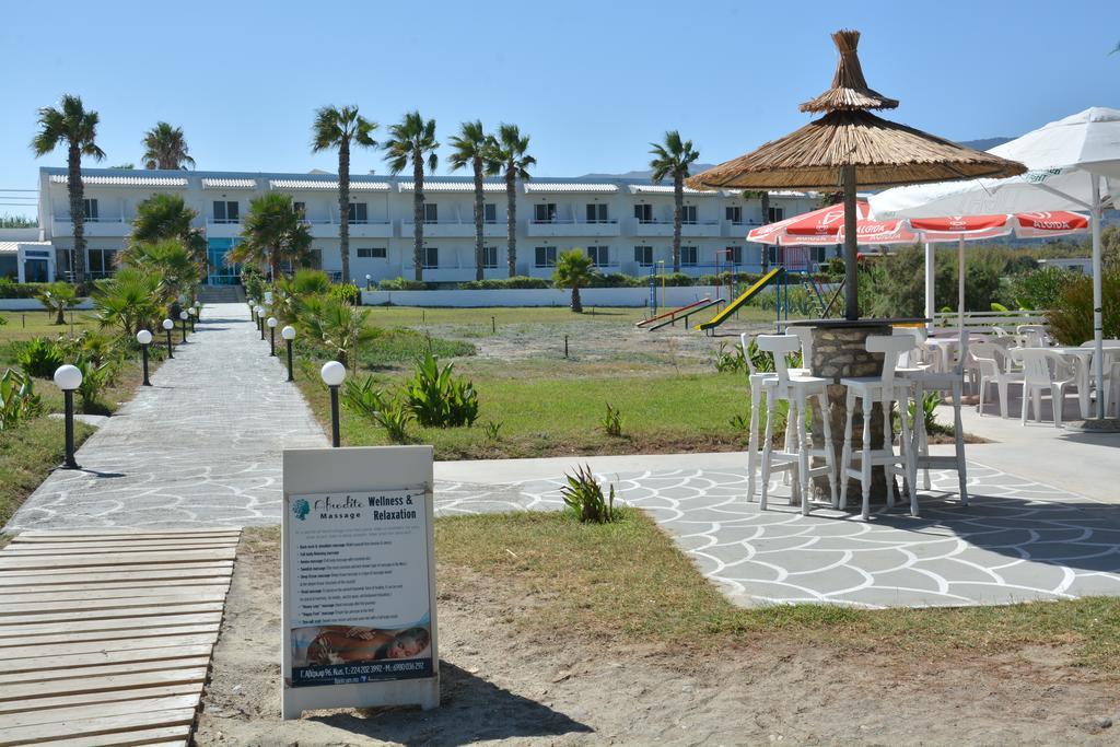 Costa Angela Seaside Resort Exterior photo